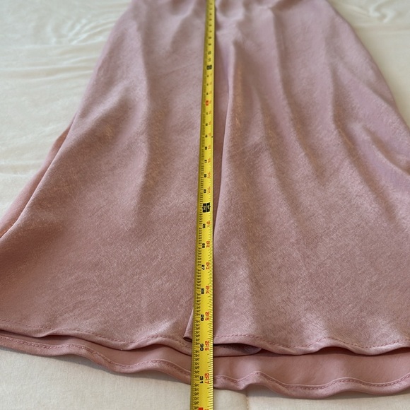 NWOT Forgotten Grace Silk Midi Skirt with Elastic Waistband in Rose Pink Size S - Picture 6 of 10